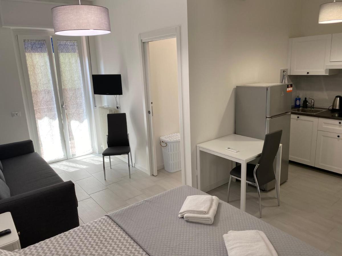 Stadio 1 - Appartamenti Monolocali Con Bagno Privato Verona, Verona